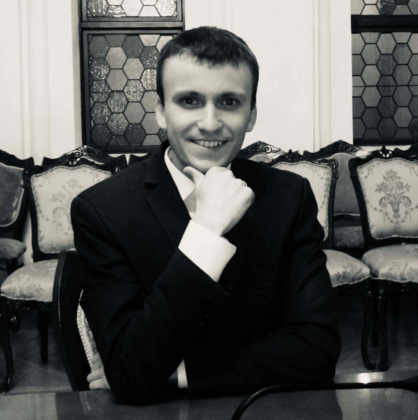 Денис Борисов